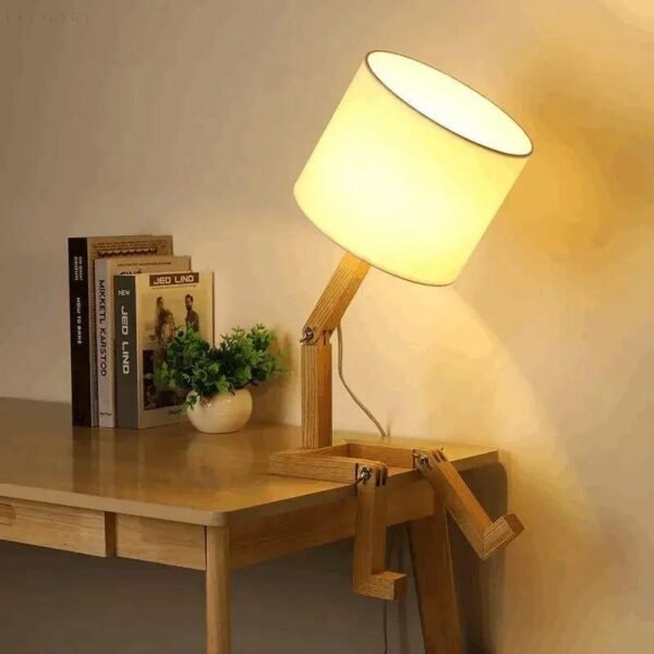 Humanoid Tischlampe Mit LED von LumiStyle - Modernes Wohnen - Image 2