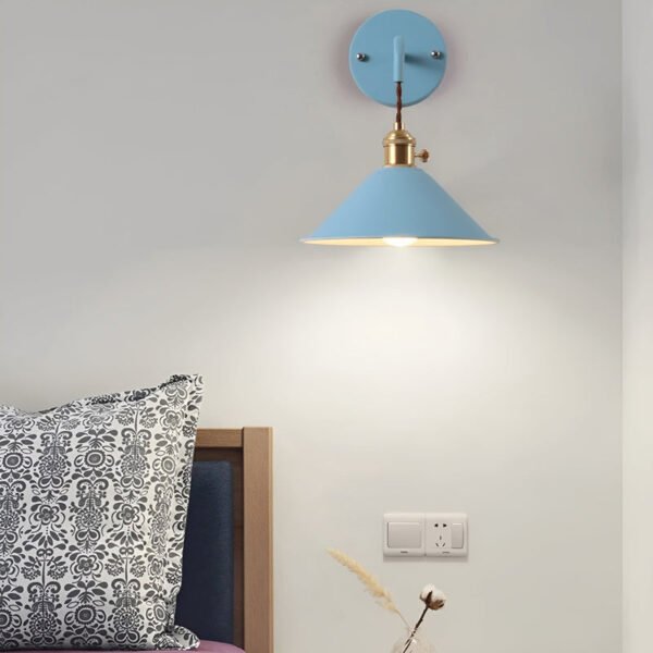 VintageStyle - Kegelförmige Metall Wandleuchte für Wohnzimmer - Image 9